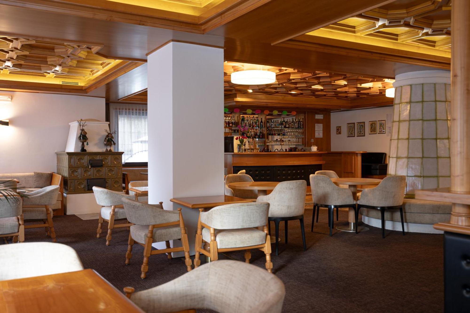 Hotel Engel Канацеи Экстерьер фото