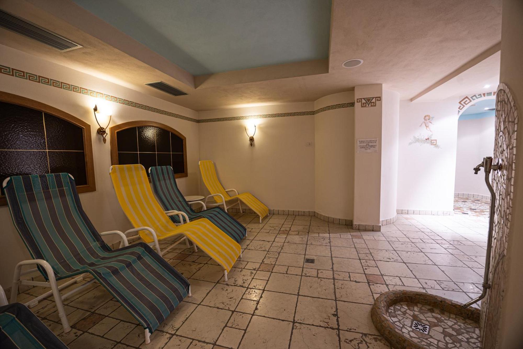 Hotel Engel Канацеи Экстерьер фото