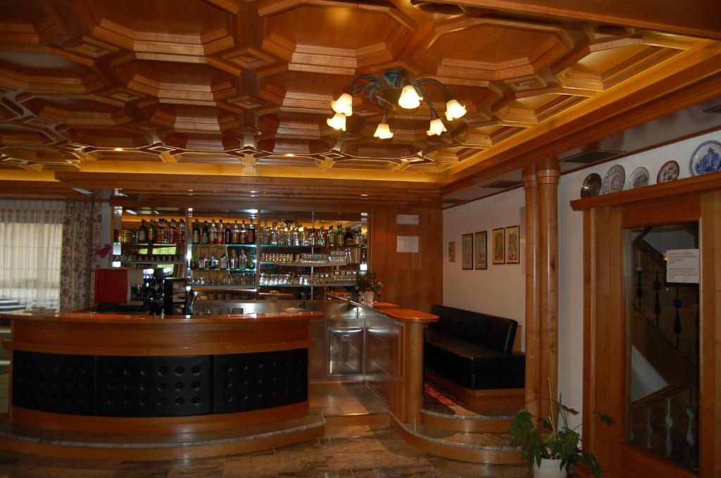 Hotel Engel Канацеи Экстерьер фото