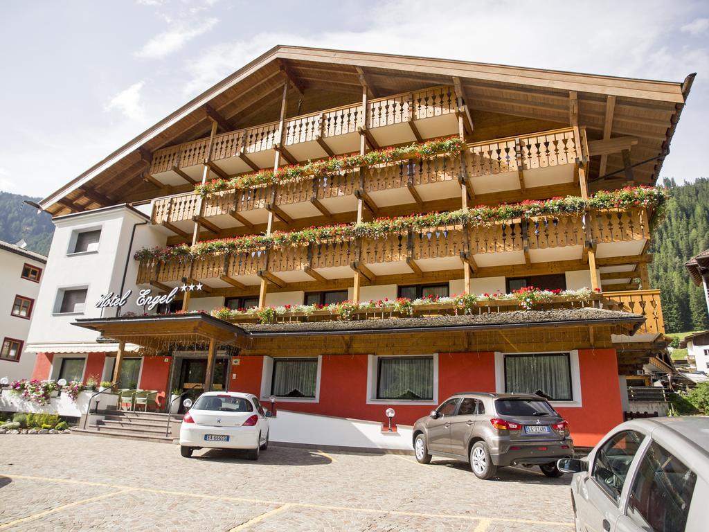 Hotel Engel Канацеи Экстерьер фото